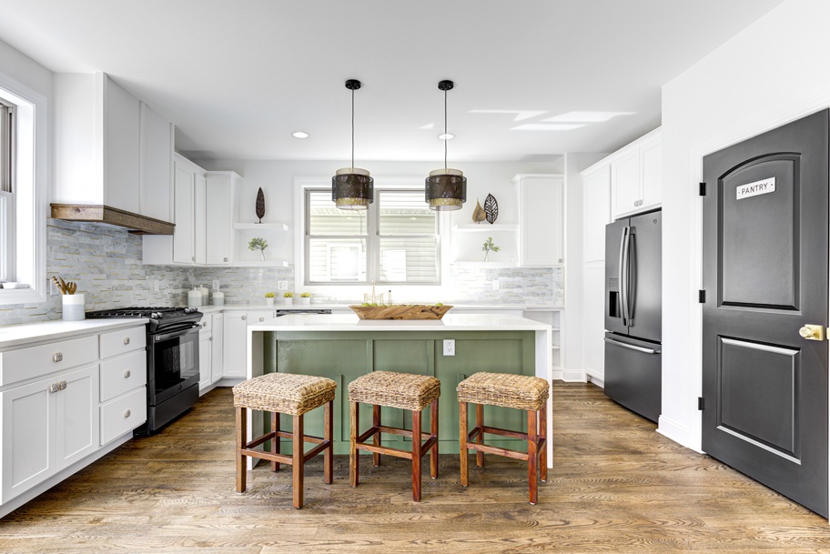 Custom Built Hood Kitchen Black Slate Appliances