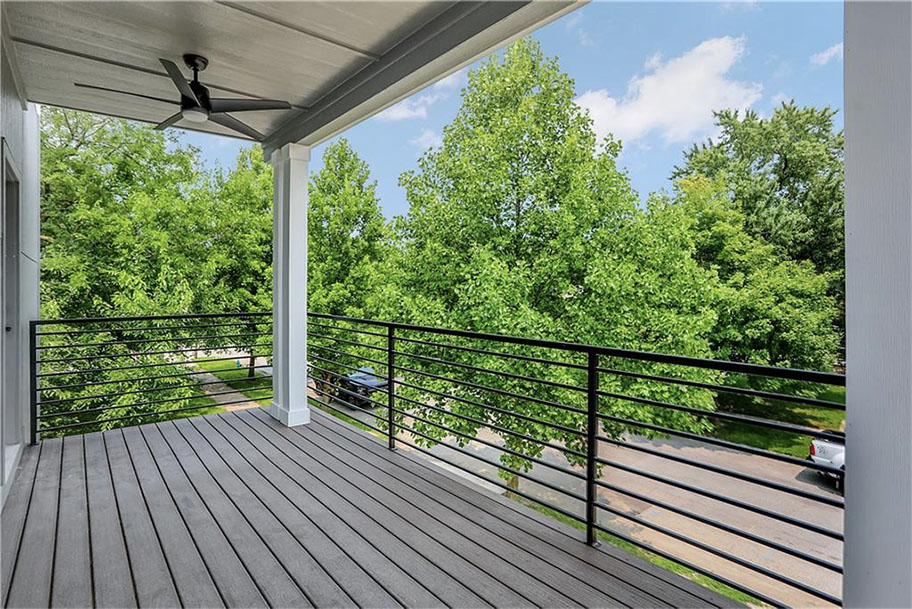 Master Bedroom Balcony Railing