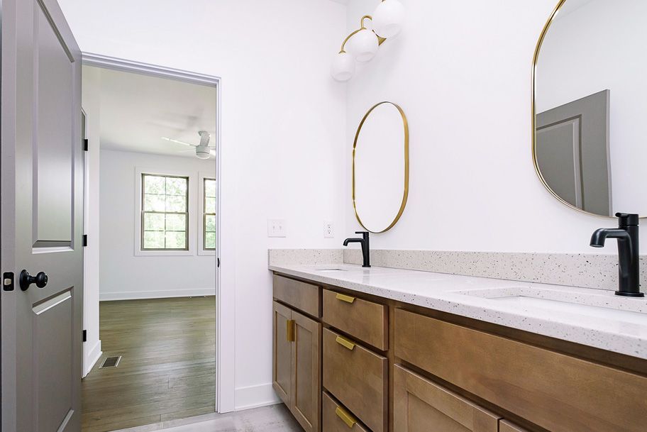 Custom New Homes Master Bathroom