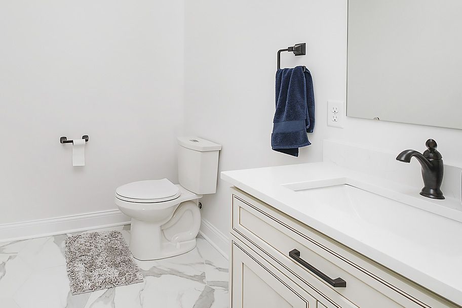 Guest Bathroom Anderson Indiana