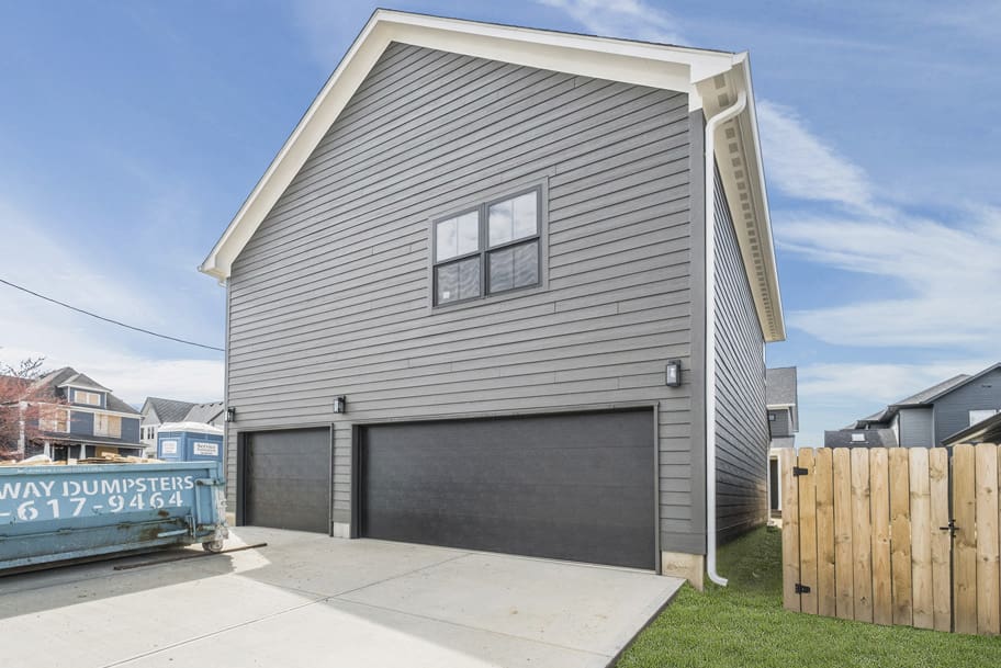 Detached Garage Exterior