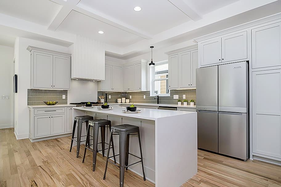 Indianapolis White Modern Kitchen with Green Back Splash