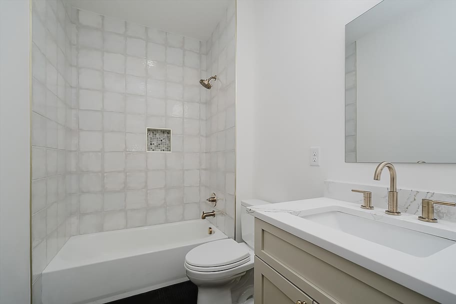 26 guest bathroom 1 web